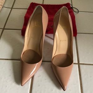 Louboutin So Kate Stillettos